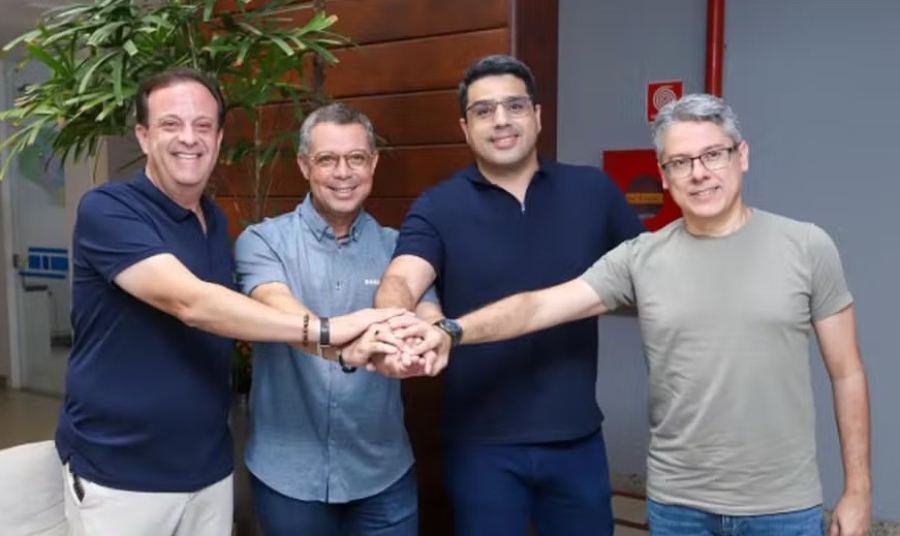 Fábio anuncia saída de Alessandro da chapa, mas o mantém pré-candidato independente no grupo
