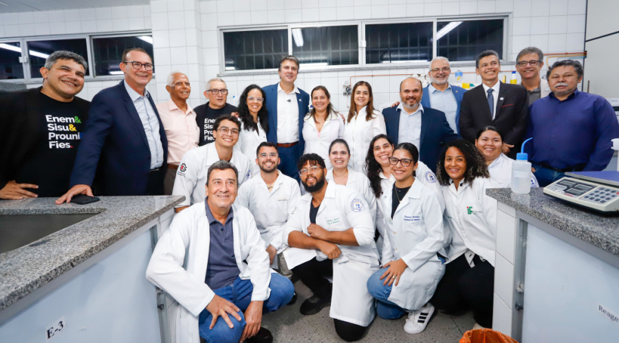 Ministro da Educação anuncia novos campi da UFS e ampliação de investimentos durante agenda em SE