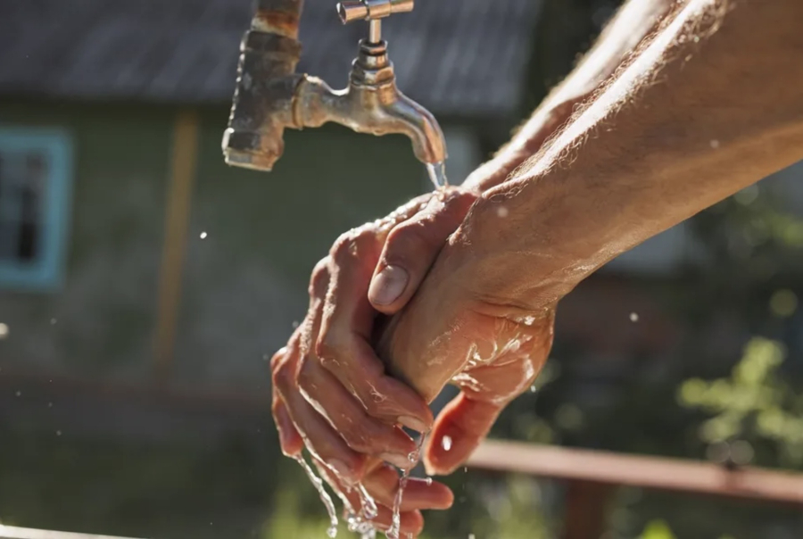 Tarifa Social da água e esgoto deve beneficiar mais de 100 mil famílias em Sergipe