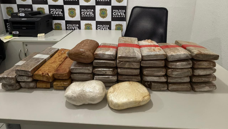 COPE e PRF apreendem 38 kg de maconha e 2 kg de cocaína em Cristinápolis 