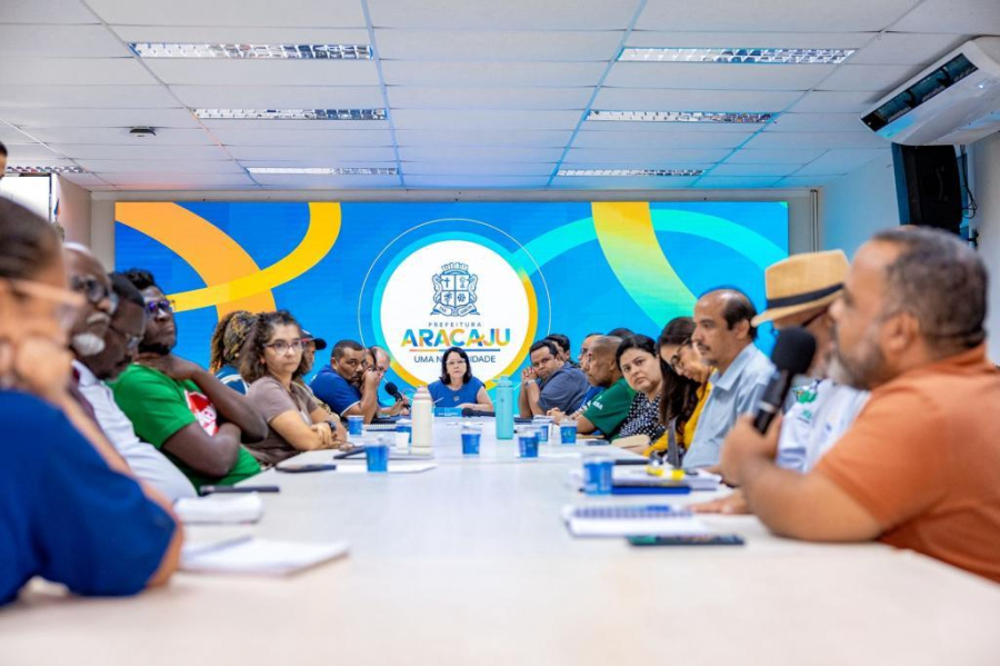Prefeitura de Aracaju encaminha as proposições para reajuste salarial de diversas categorias à Câmara