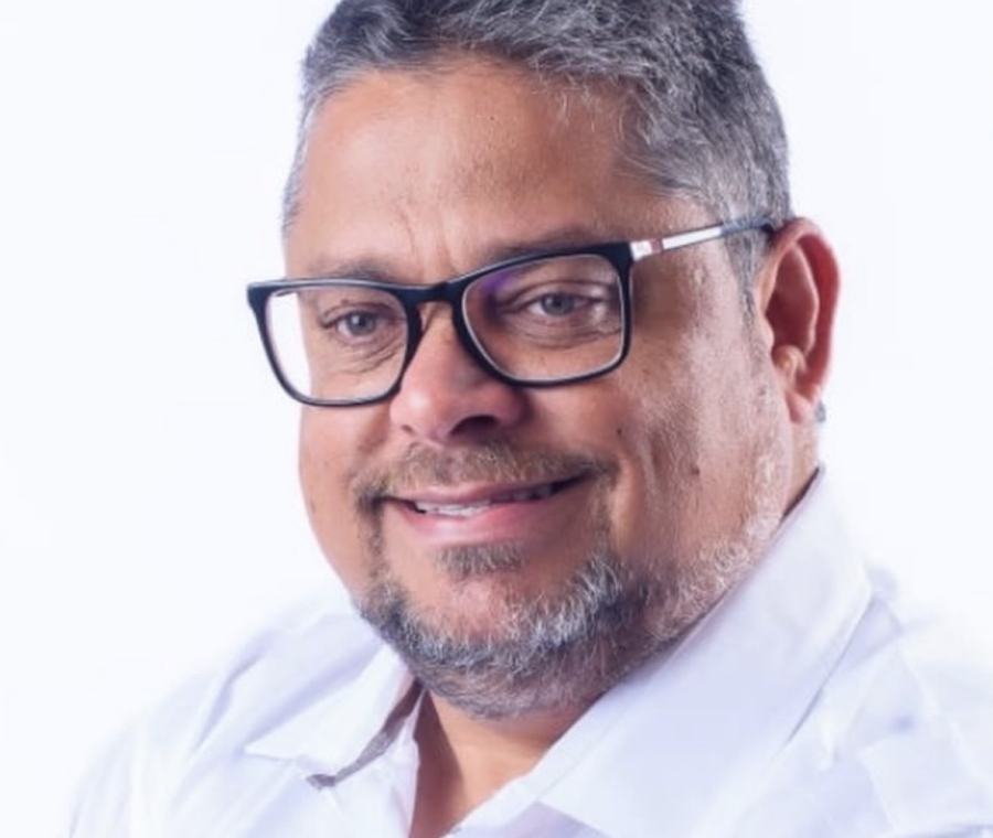 Radialista André Fontes denuncia agressão e afirma que ataque teve motivação política