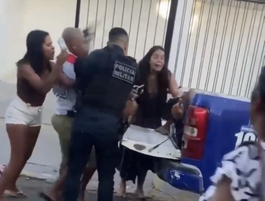 Homem é baleado dentro de delegacia em Capela; família questiona atuação de agente policial
