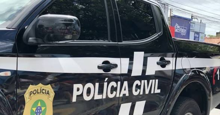 Polícia Civil prende duas pessoas após apreensão de arma durante cumprimento de mandado em Nossa Senhora do Socorro