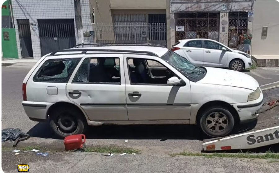 Motorista sem CNH quebra o próprio carro após abordagem da SMTT em Aracaju