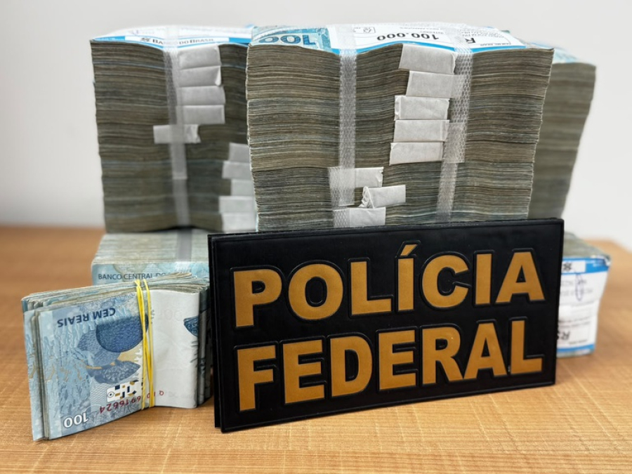 PF apreende R$ 505 mil em dinheiro vivo durante investigação sobre possível irregularidade eleitoral em Aracaju