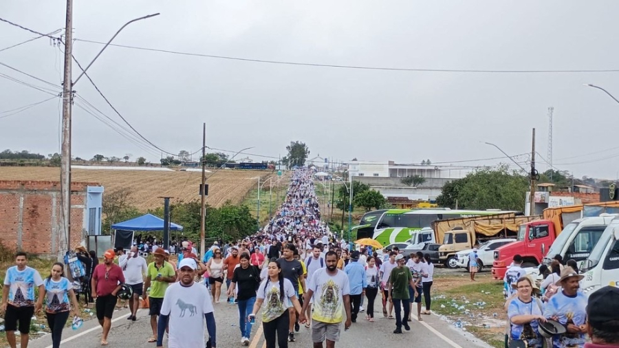 Fé e devoção marcam o Dia de Nossa Senhora Aparecida com missas e romarias em Sergipe