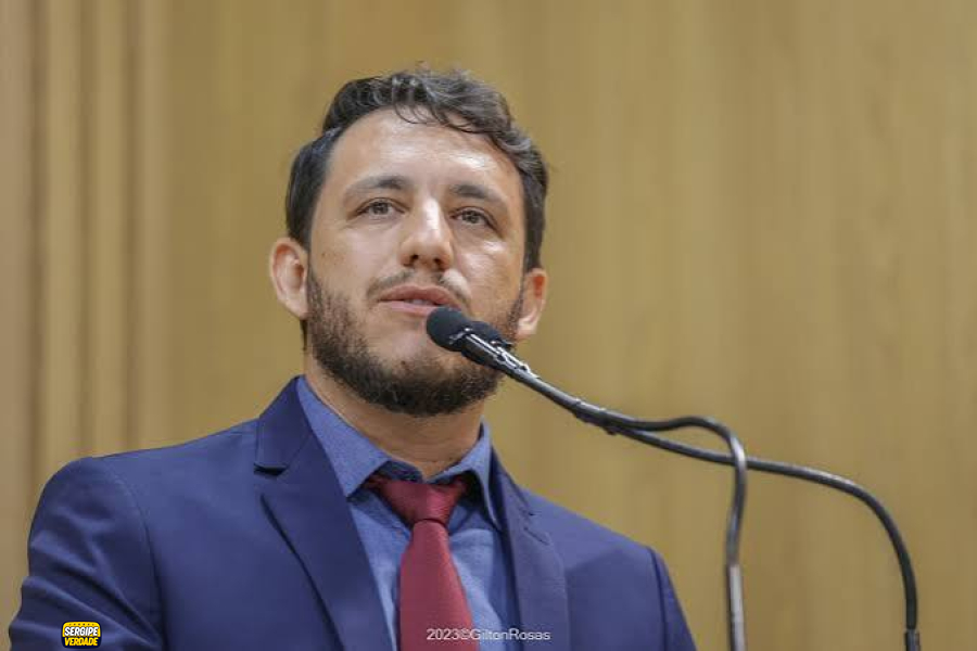 Vereador Camilo Daniel critica o vereador Lúcio Flávio e diz que Flávio da direita sergipana é 