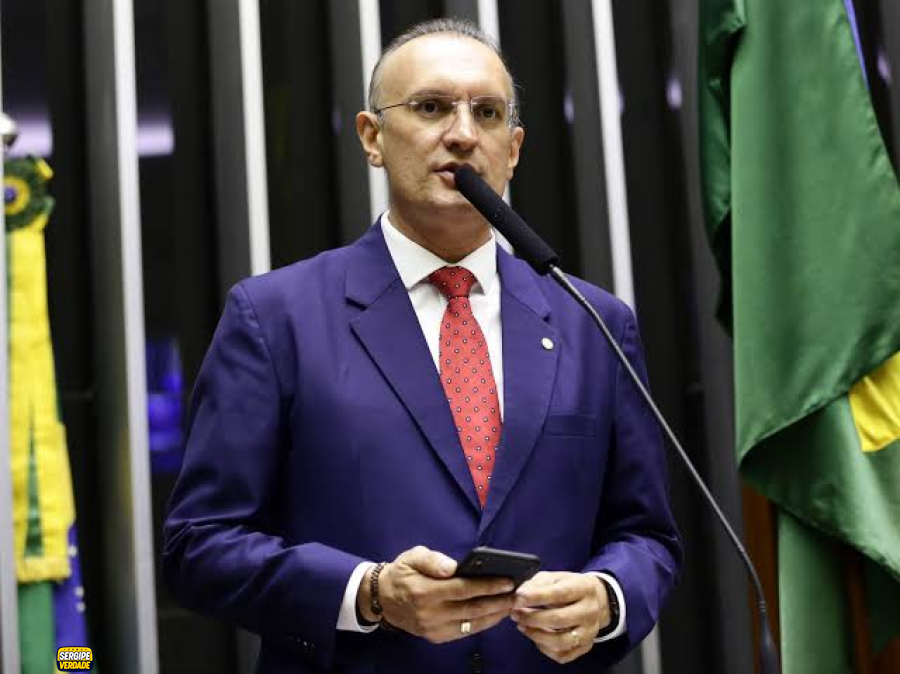 Fábio Henrique pode ficar impedido de assumir o mandado após seis ministros do TSE votarem contra registros de candidatura, julgamento ainda não foi concluído 