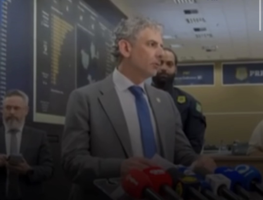PF abre inquérito para investigar falta de ônibus no 2º turno das eleições